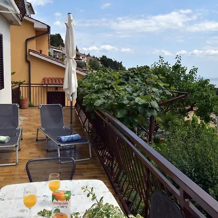 Cozy Near Rabac