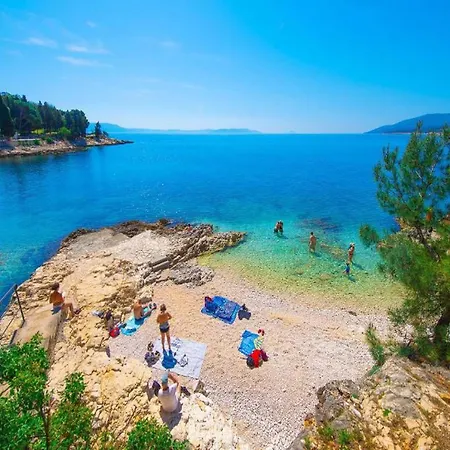 Cozy Near Appartamento Rabac
